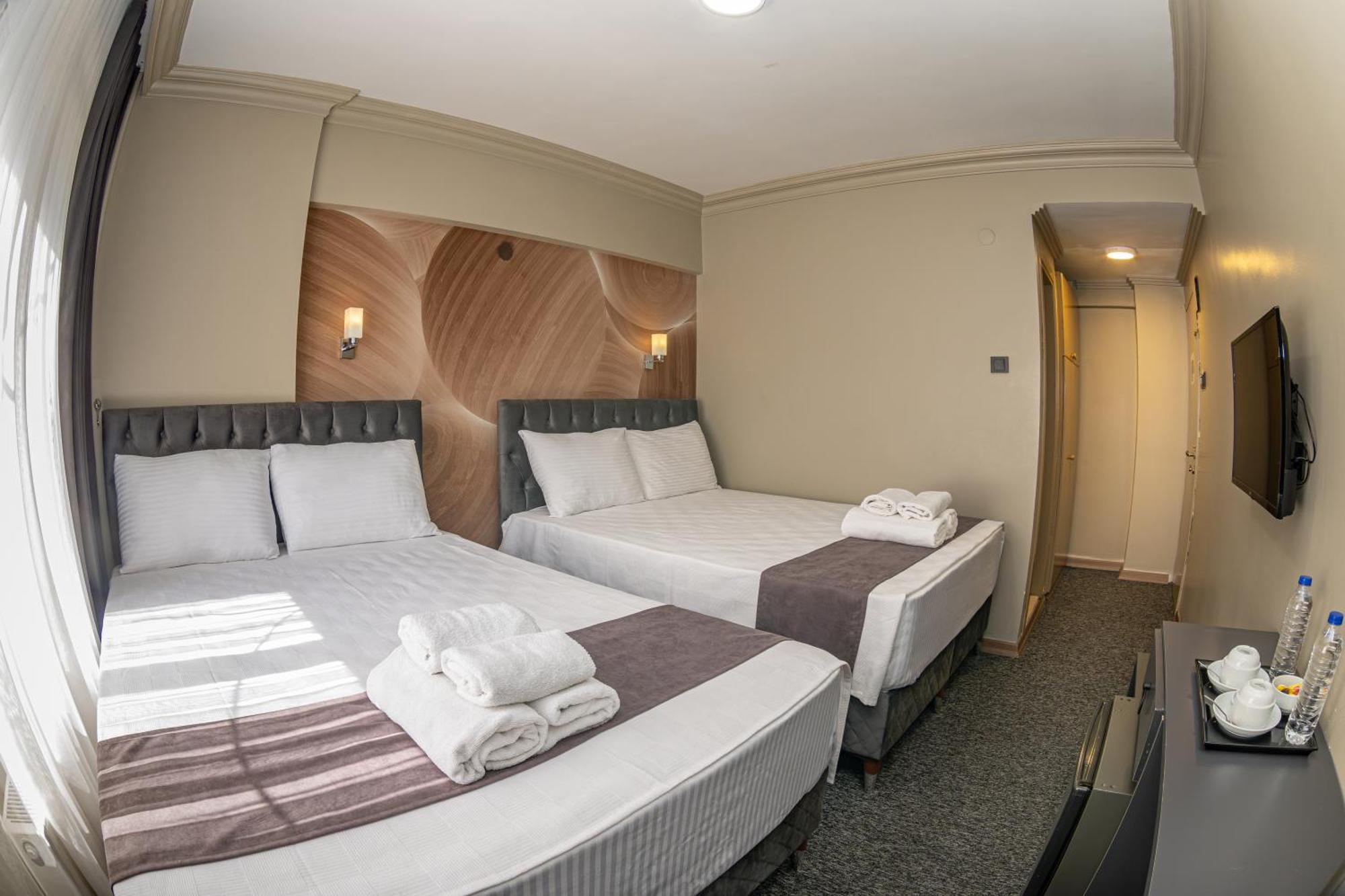 Bursa Loyal City Hotel Exterior foto